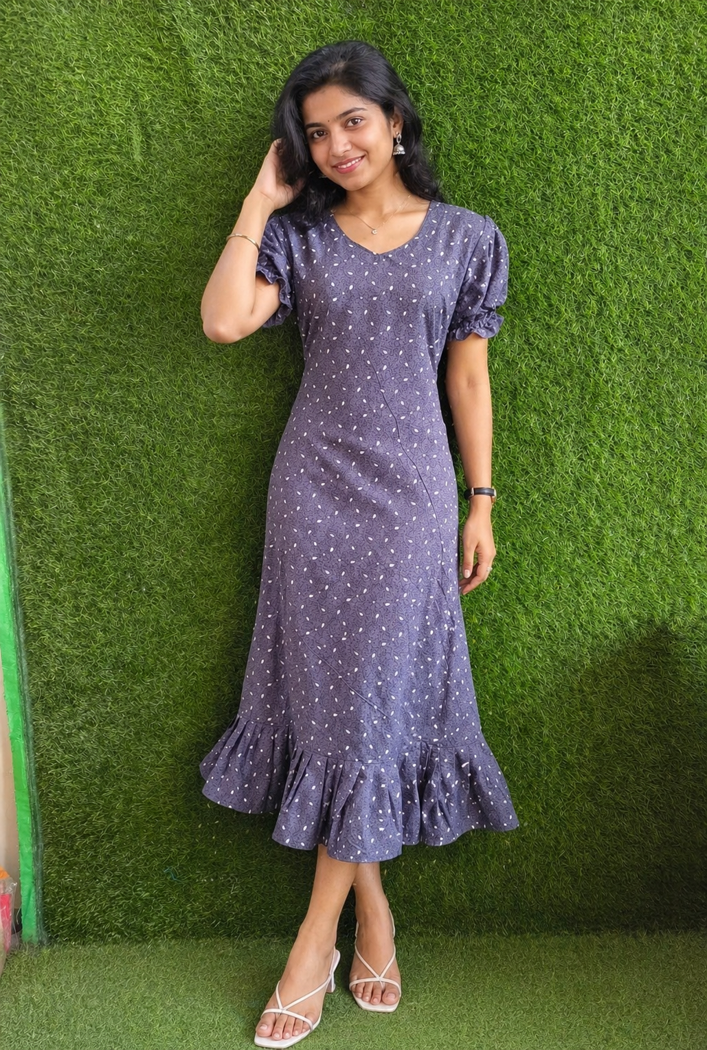 Lavender Grace Midi Dress